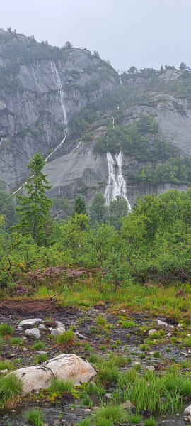 Stintedalen waterfall