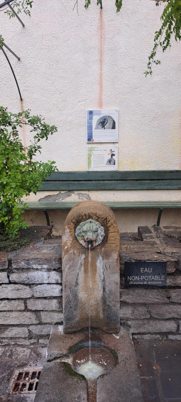Brunnen